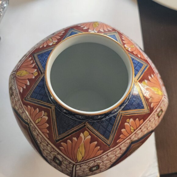 GingerJar Vintage & Signed Japanese Origin, Imari Gold, Reds & Blue handpainted. - Picture 11 of 12